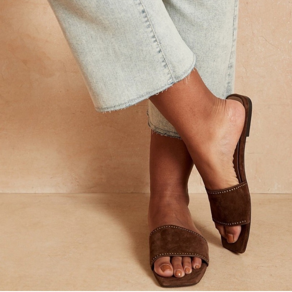 Banana Republic Studded Suede Slide in Sandler Sz 6.5